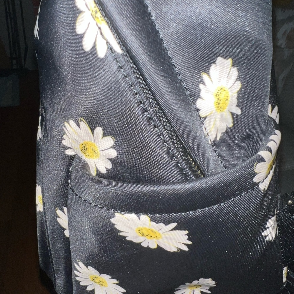 Kate spade ♠️ medium back pack and wallet duo. - Picture 7 of 8